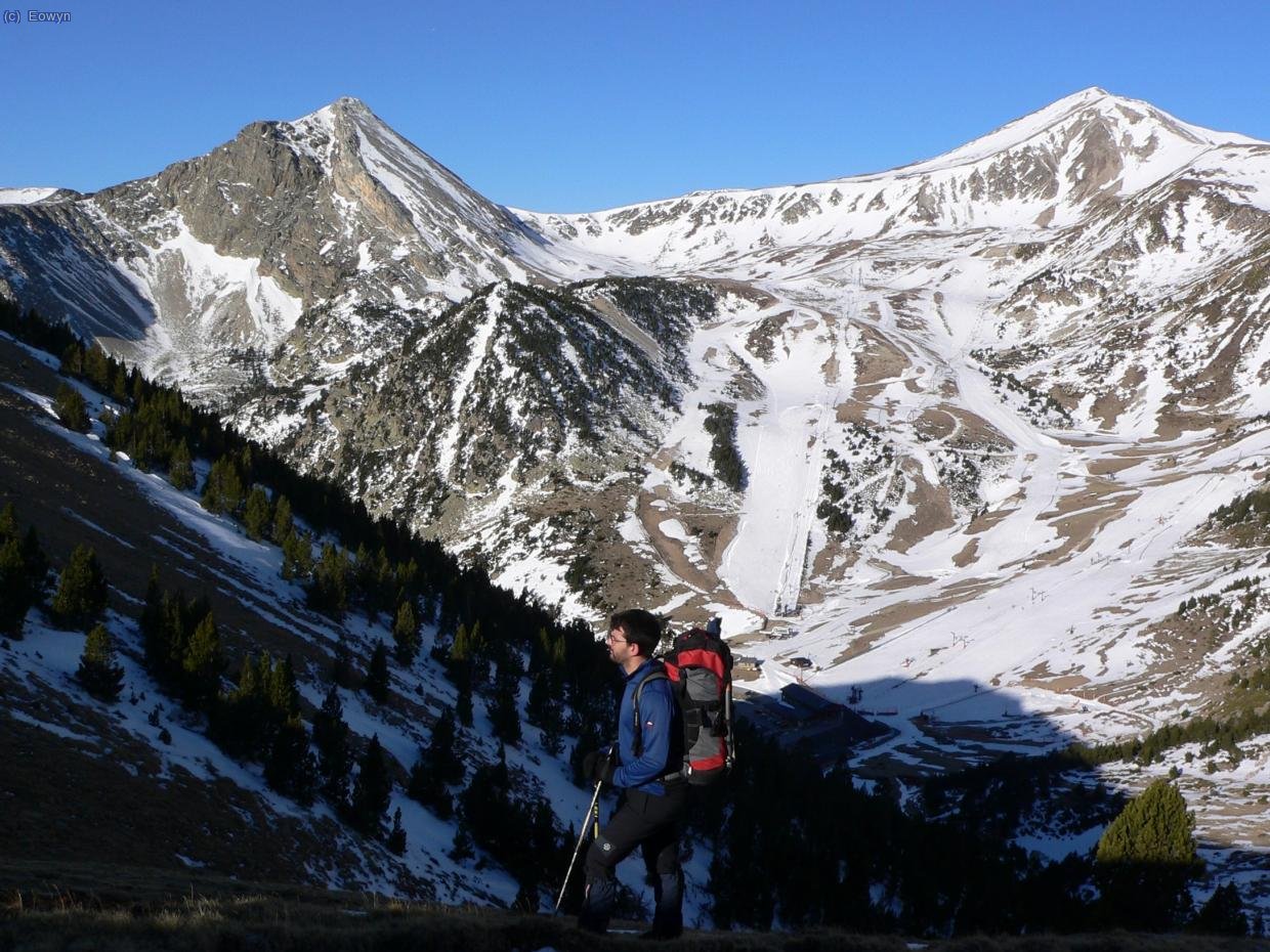 Dave con Gra de Fajol y Bastiments al fondo