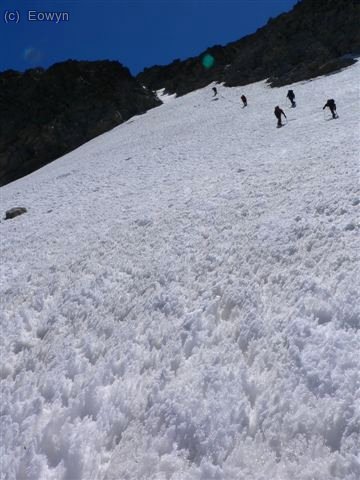 y nos acercamos al corredor
