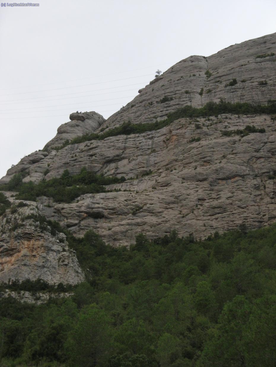 Vista de la pared desde la carretera