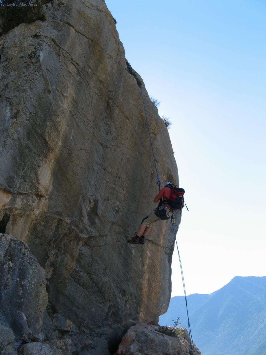 Rapel volado casi final, de ahi queda un pequeño pirulillo para finalizar ya la cresta