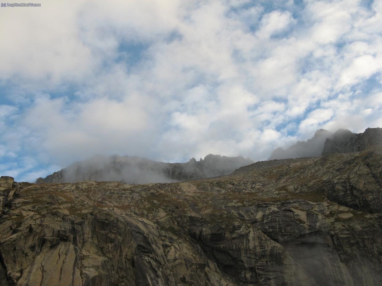 Por un momento parece que quiere abrir el dia