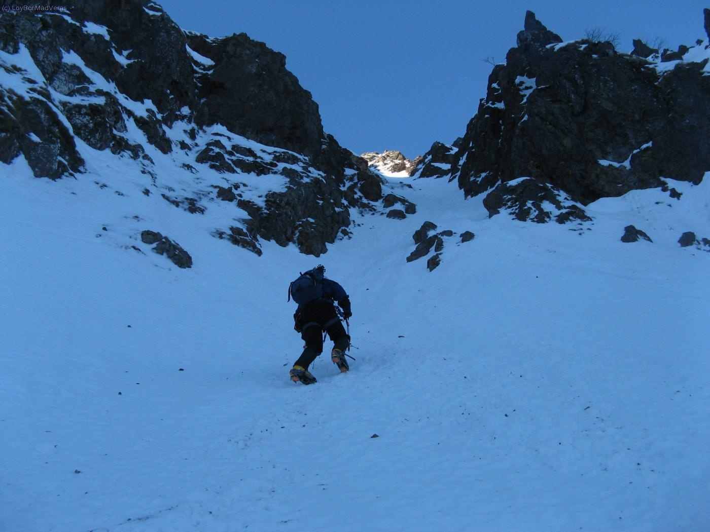 Primeras rampas con nieve dura