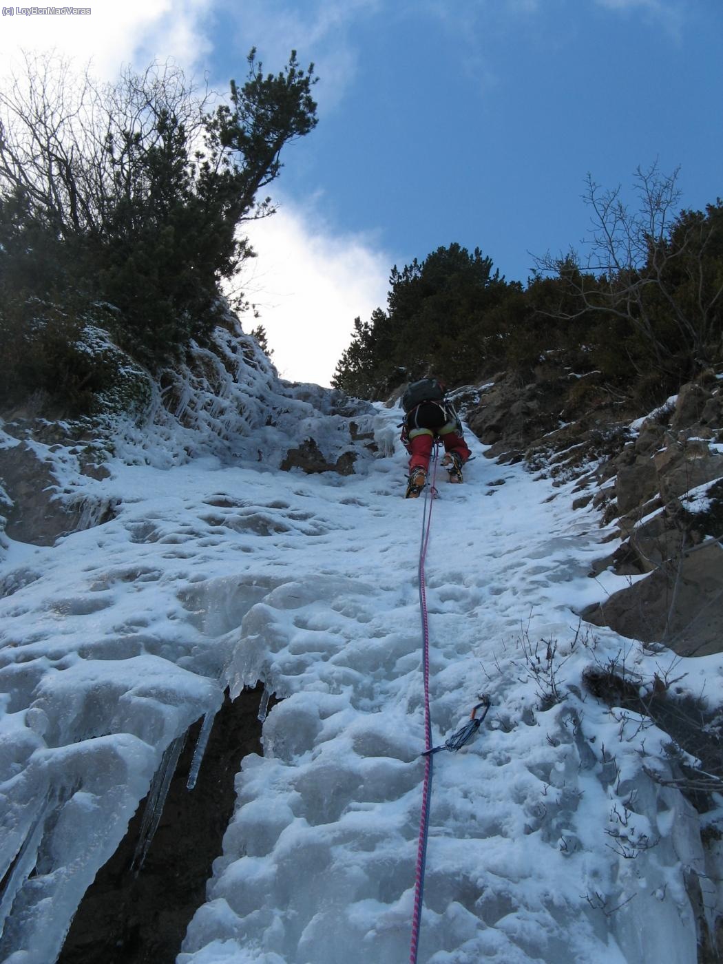 En la parte media el hielo era tambi&eacute;n costroso