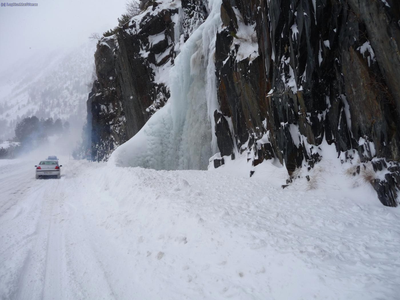 hielo a pie de carretera jejejeje