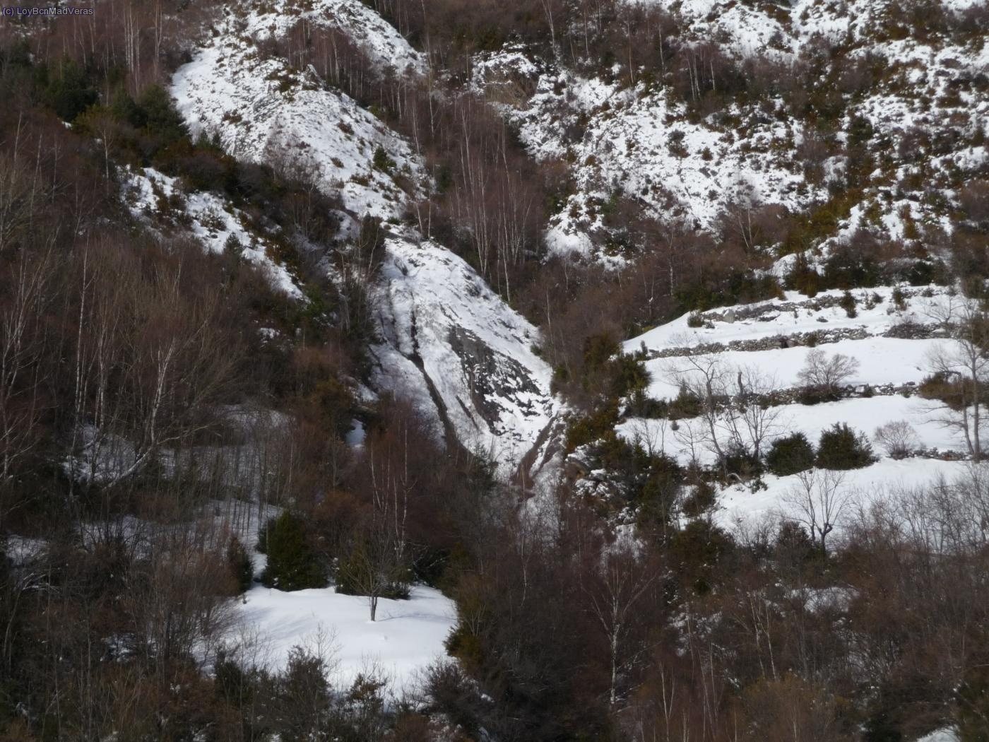 Por ahi va la ferrata de Sacs
