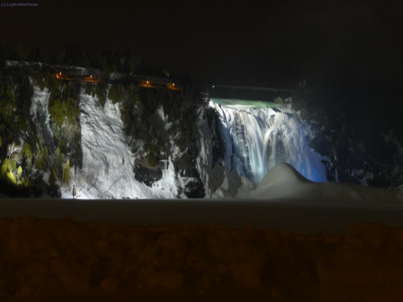 Chutes de Montmorency a le nuit (2)
