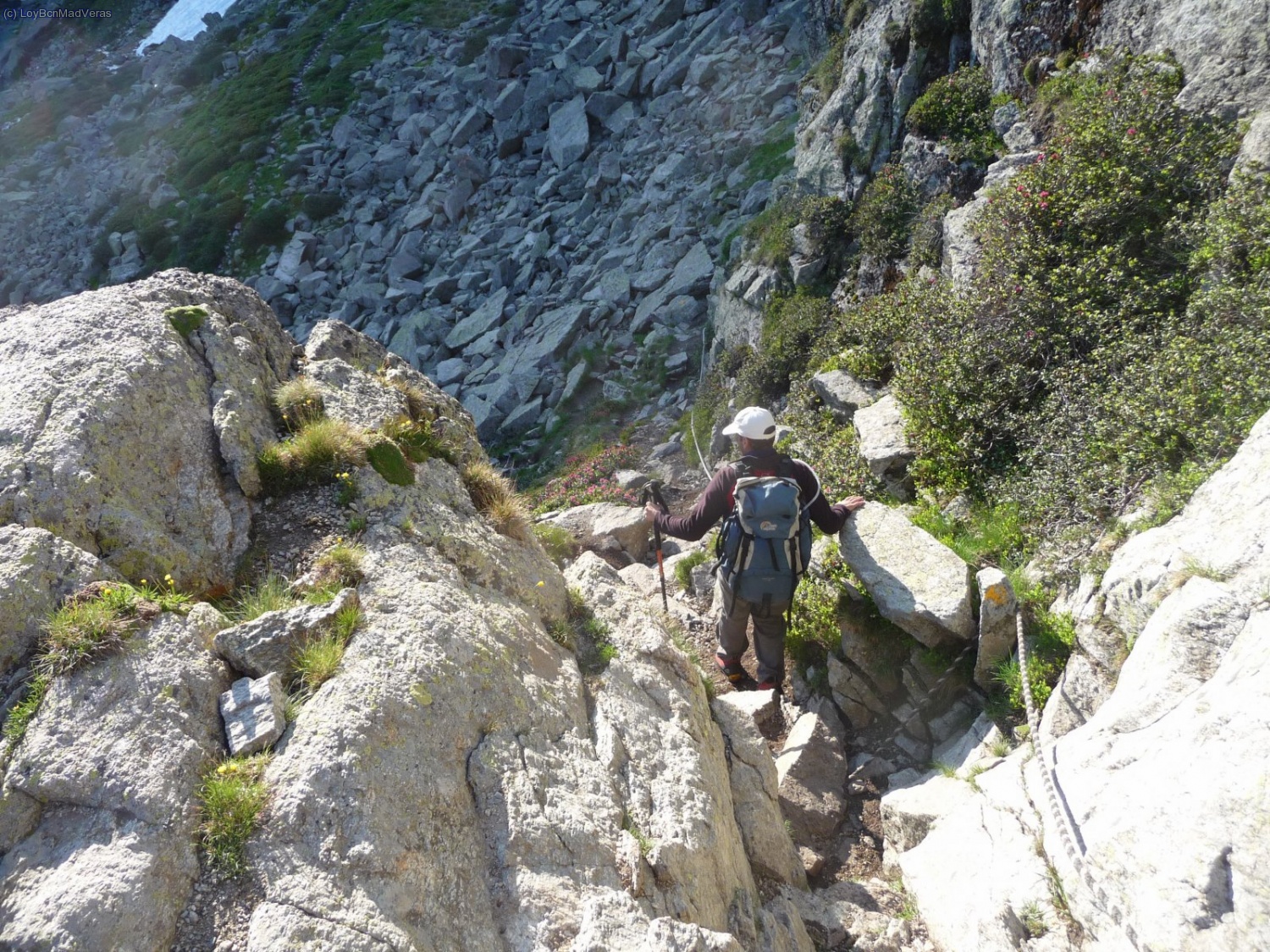 Un destrepillo bordeando el lago... equipado con una soga... &iquest;&iquest;ein??