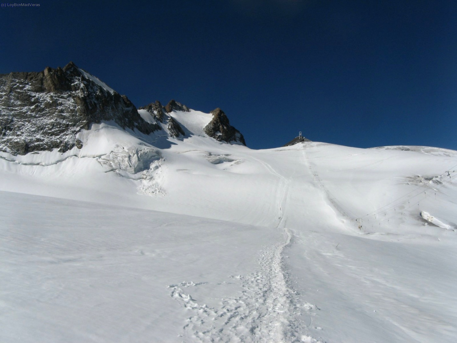 Desde el inicio del itinerario ya vemos el pico
