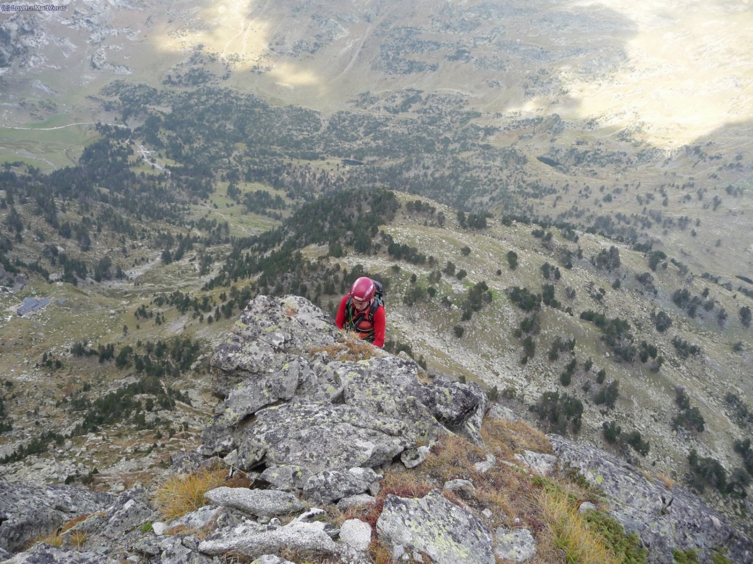 Oraneta saliendo del L5