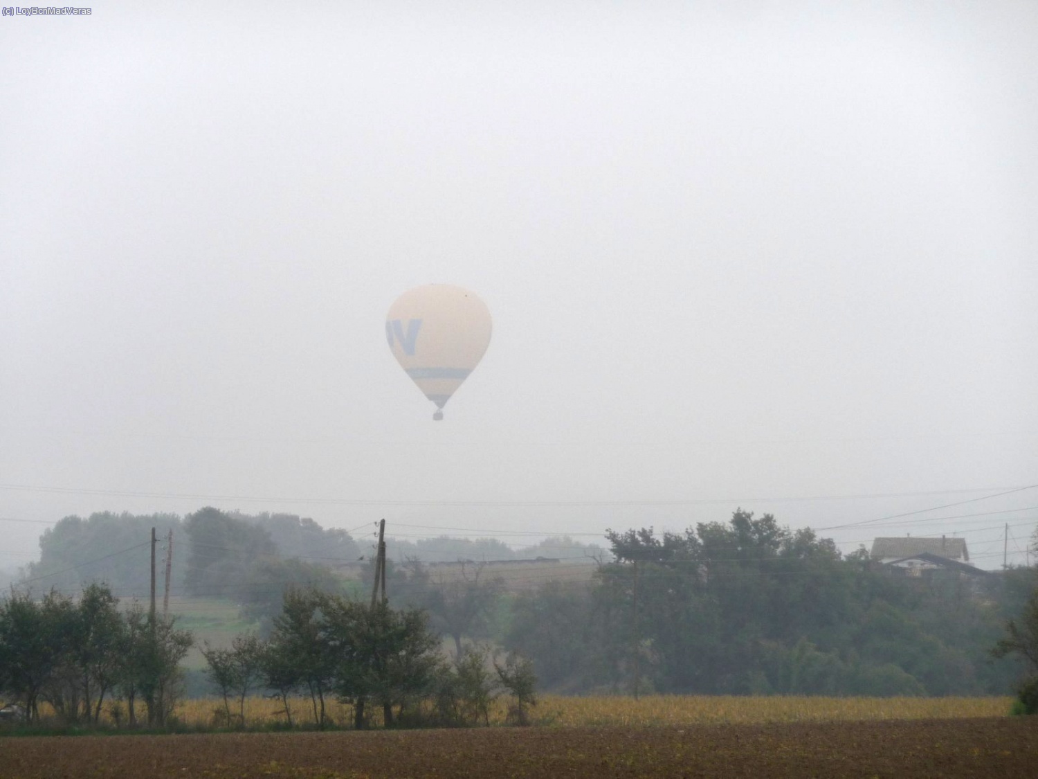 El d&iacute;a amanece con niebla muy muy fresca