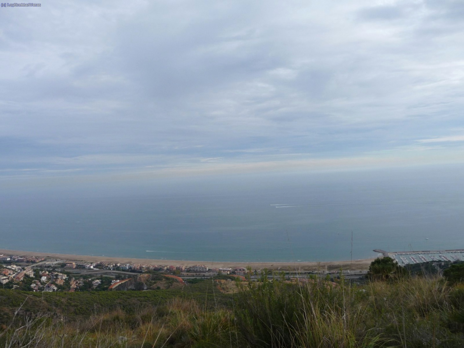 Se respira mucha tranquilidad desde aqu&iacute; arriba... aunque la pena es que se oyen bastante los coches :_(