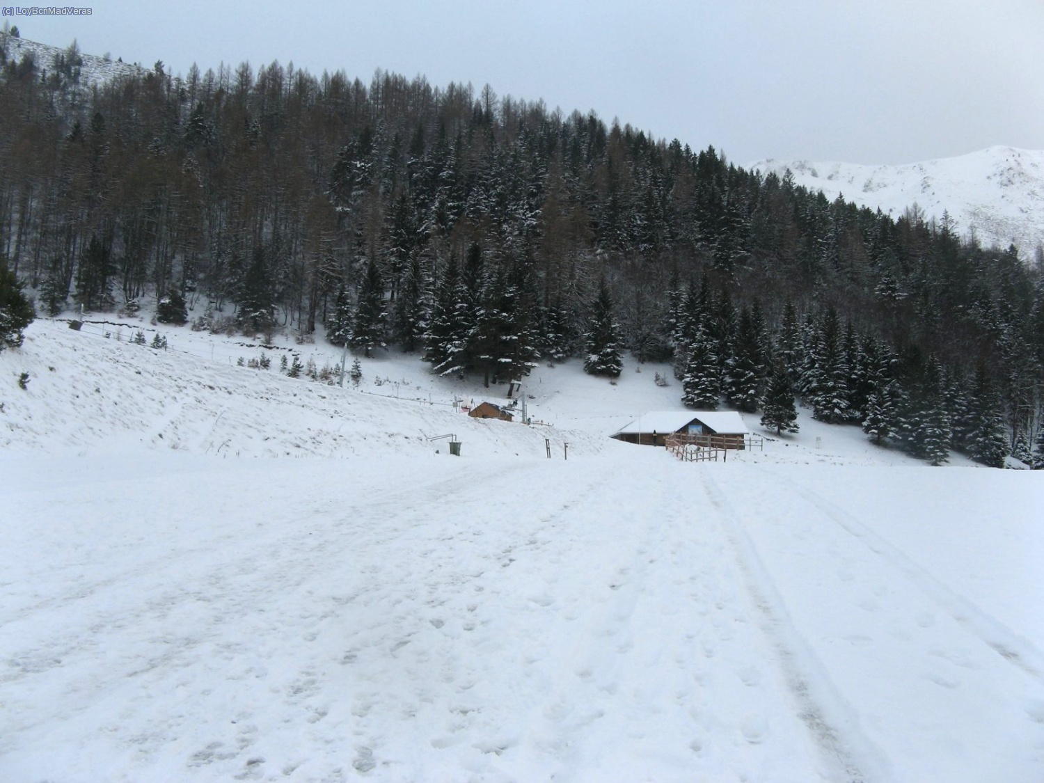 La nieve es la caida esta misma noche y la anterior