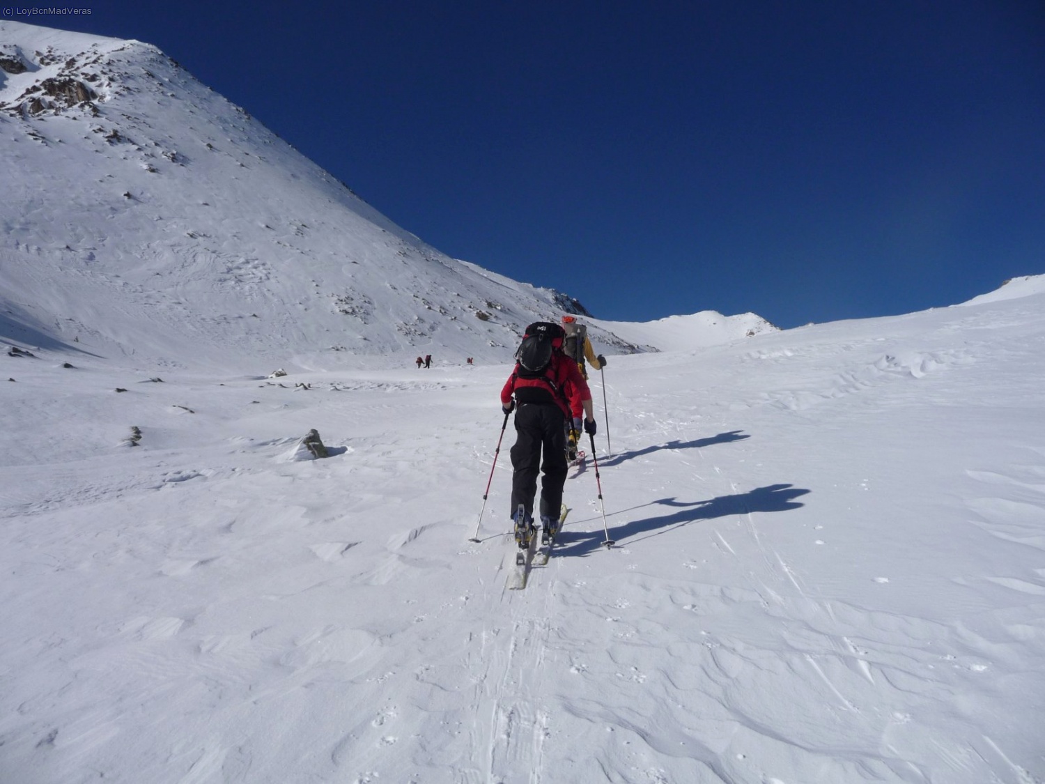 Por la vaguada camino de la rampa final