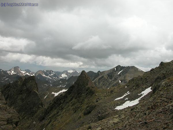 Desde el collado nos sorprendiÃ³ esta vista
