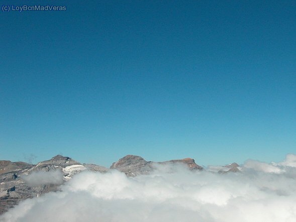 Perdido en un mar de nubes