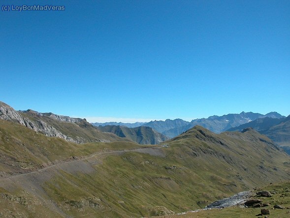 El Col de Tentes a petar de coches :(