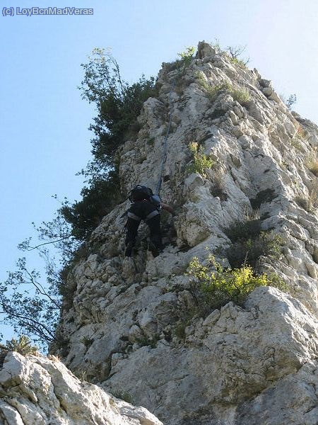Areta subiendo el primer largo