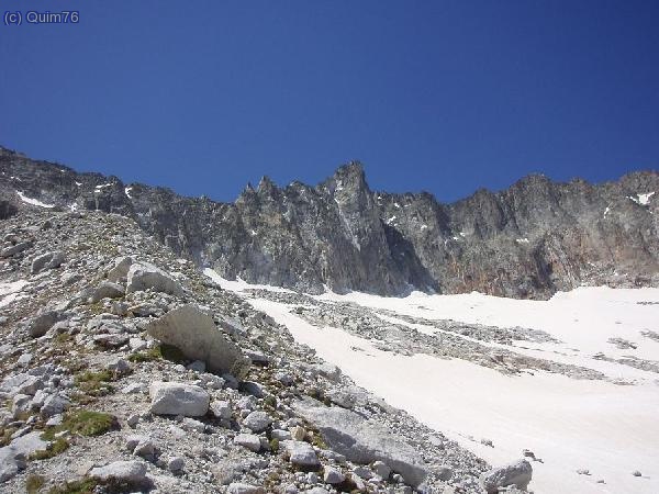 Accedint sota la cresta