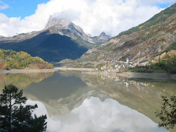 Pueblo de Lanuza Sallen Gallego