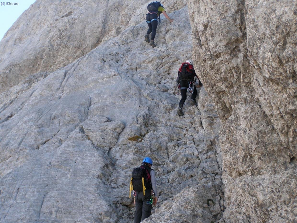 Trepadas expuestas por la cara norte (foto: Jose)