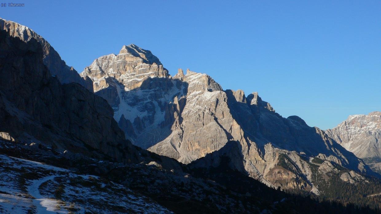 Tofanas (3240m) desde el Passo Giau