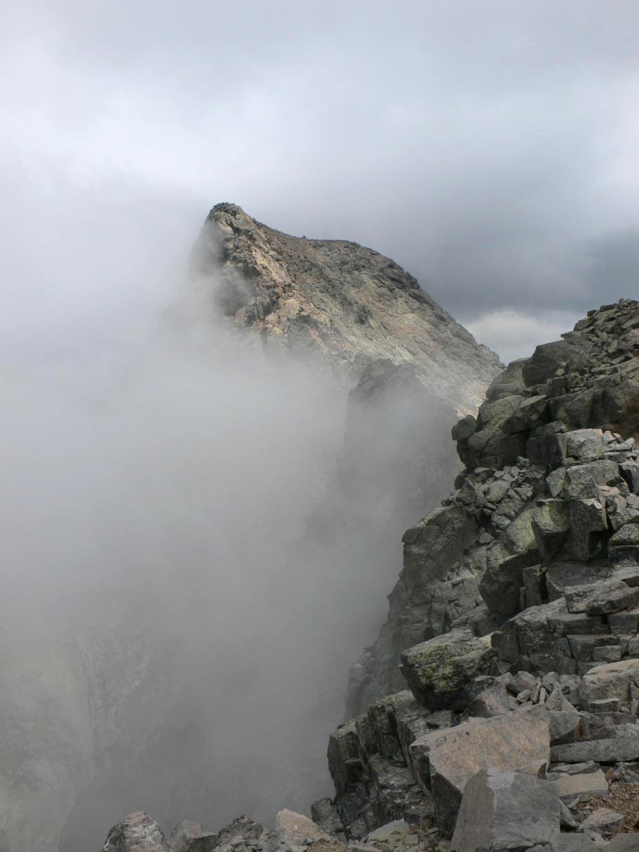 Cima del Monte Cinto (2705m), m&aacute;xima altura de C&oacute;rcega