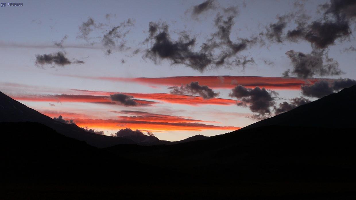 Estos atardeceres existen; aqu&iacute; el sol se escondi&oacute; entre San francisco e Incahuasi