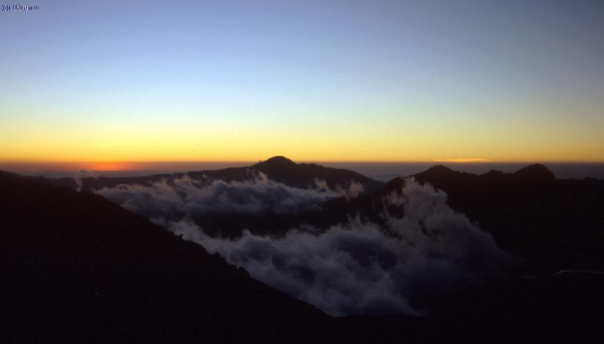 Atardecer desde el refugio Rivas (Cotopaxi)