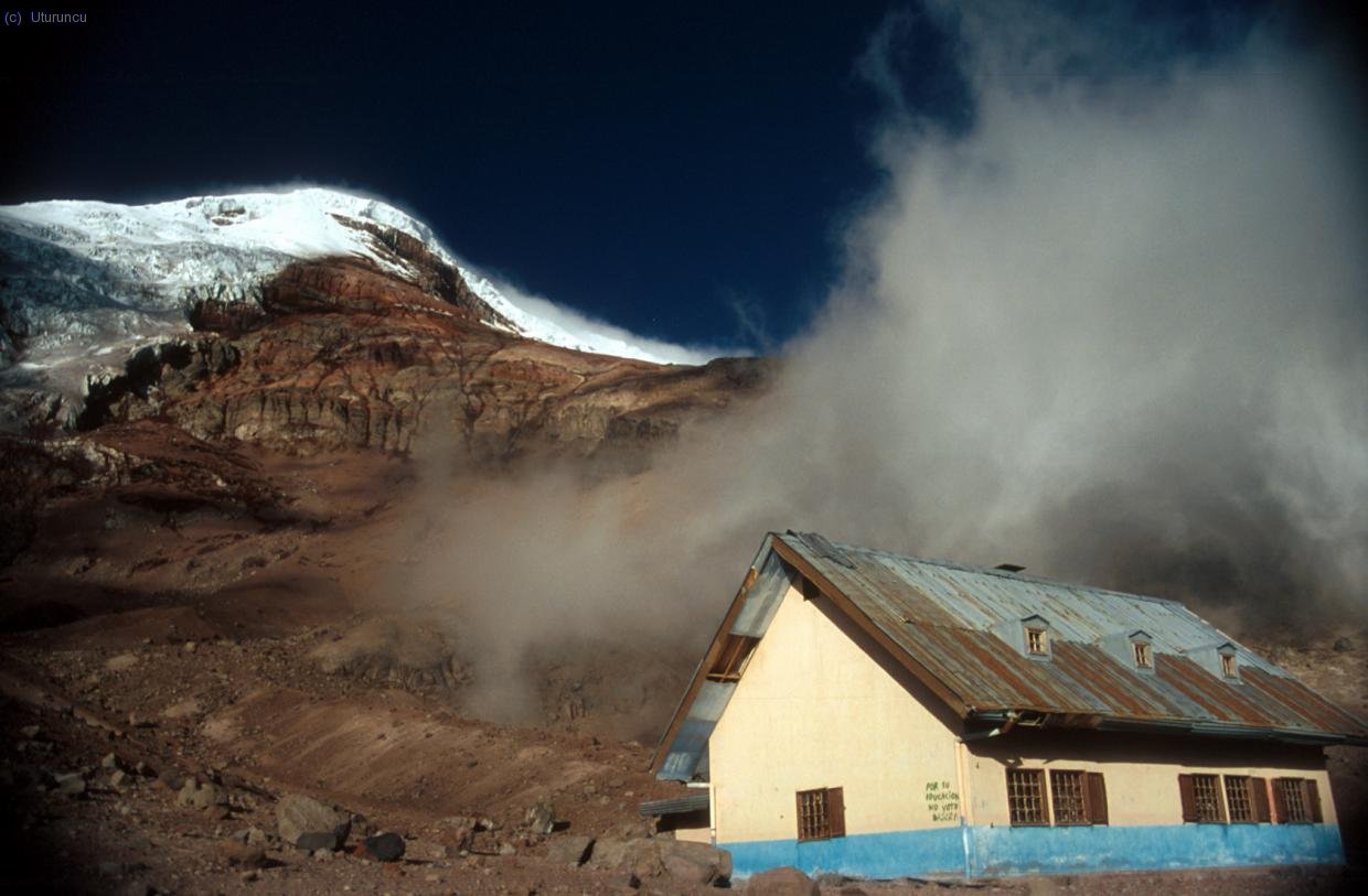 Chimborazo y refugio Whymper (5000m)