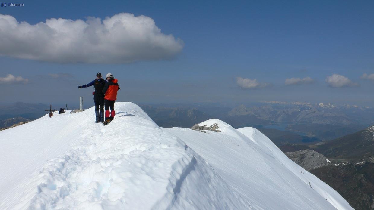 Cima oeste (2451m)