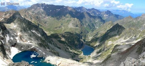 Panorama del Macizo del Bachimala desde Clarabide oriental