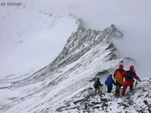 Descenso por la cresta del Stok