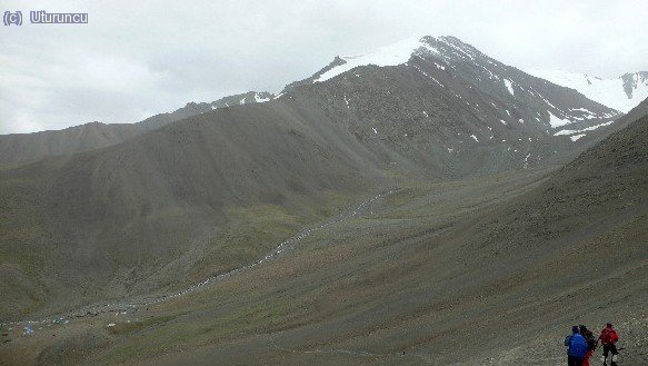 Panorama del Campo Base (5000m) y Gulap Kangri (5950m)