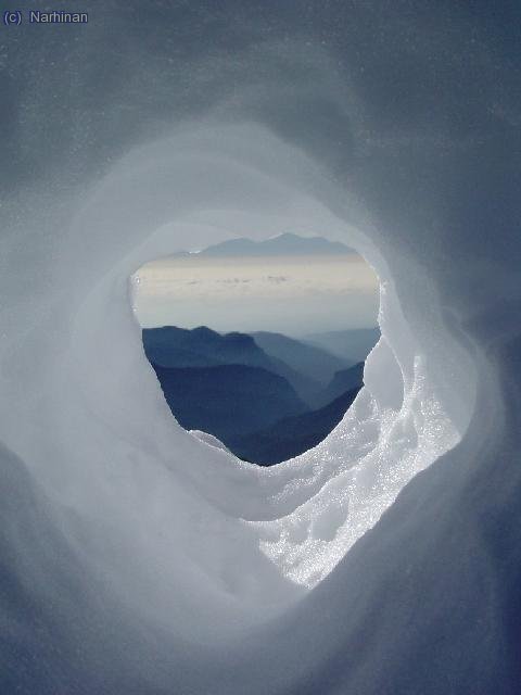 Quatre divertimens (el de Jordi Cazaña) EL MÓN PER UN FORAT