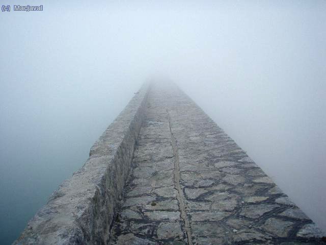Presa del lago de Portillon de O&oacute;
