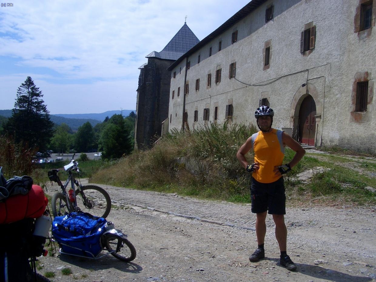 roncesvalles.. es enano!!.. con lo sonado q es!!