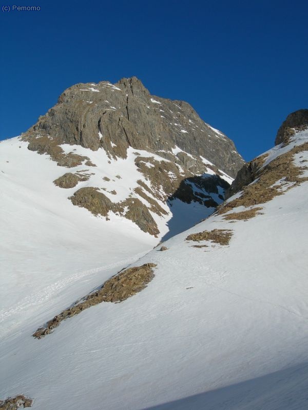 Diente de Llardana (3094m) y Canal Fonda
