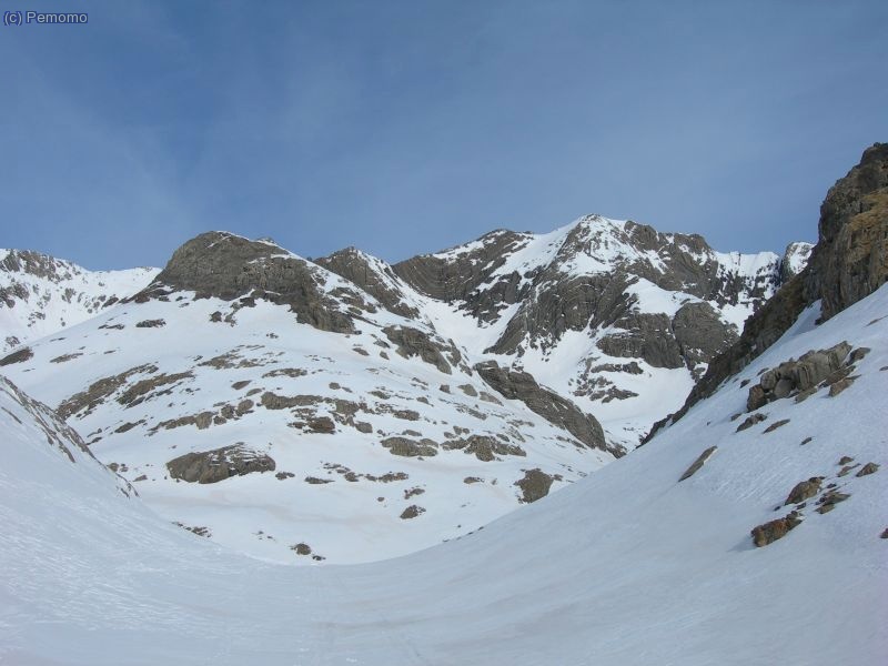 Tuca Forau de la Neu (3079m) y Las Espadas (3332m)