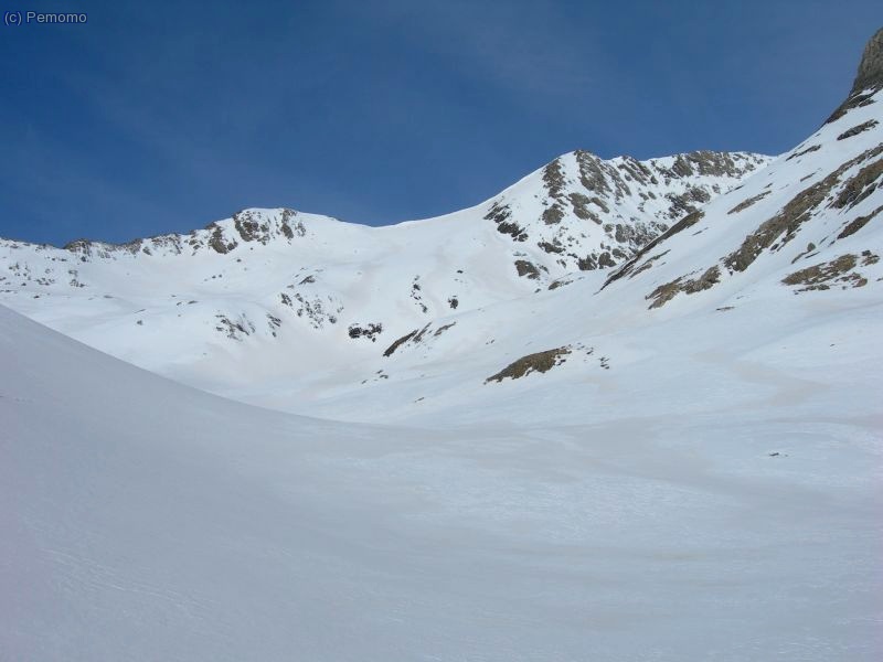 A la izquierda, el Pavots (3124m), unos de los objetivos de hoy.