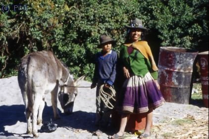 Lugare&ntilde;os donde contratamos los burros.