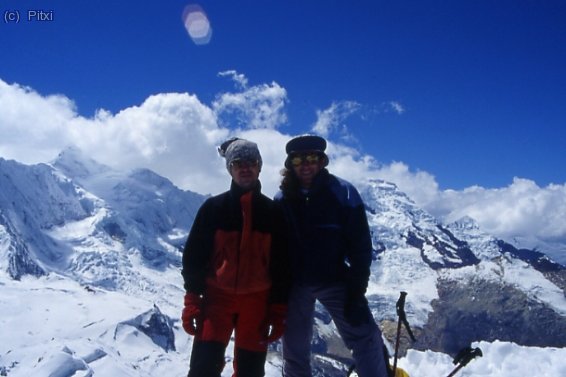 En la cima del Ishinca.