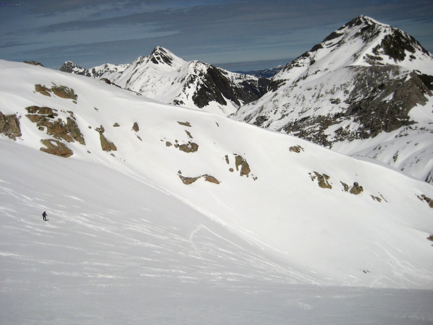 Pales de neu en el descens