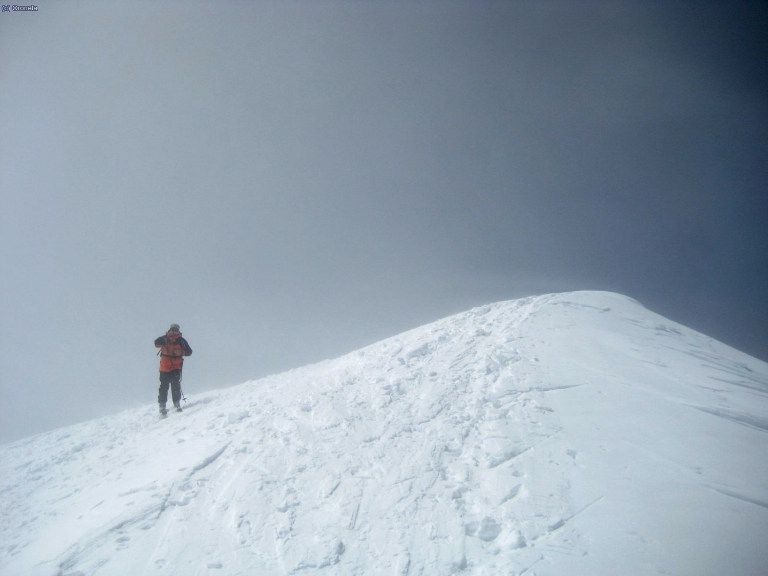 GALLINERO (2732m). Cim!! Feia tant de vent que es vam treure les pells amb temps r&egrave;cord! i no hi ha foto de cim!!ooohhhh