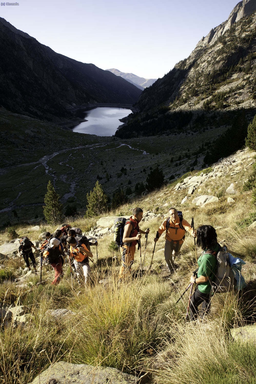Cap a dalt! Objectiu: Punta Harl&eacute;. Anem: Mar&iacute;a, Juana, Sergi, Aroa, H&eacute;ctor, Jes&uacute;s, Mabel, Yeti, Yoania, Guifr&eacute;, Oriol, Rapaz, Oroneta i Jep.