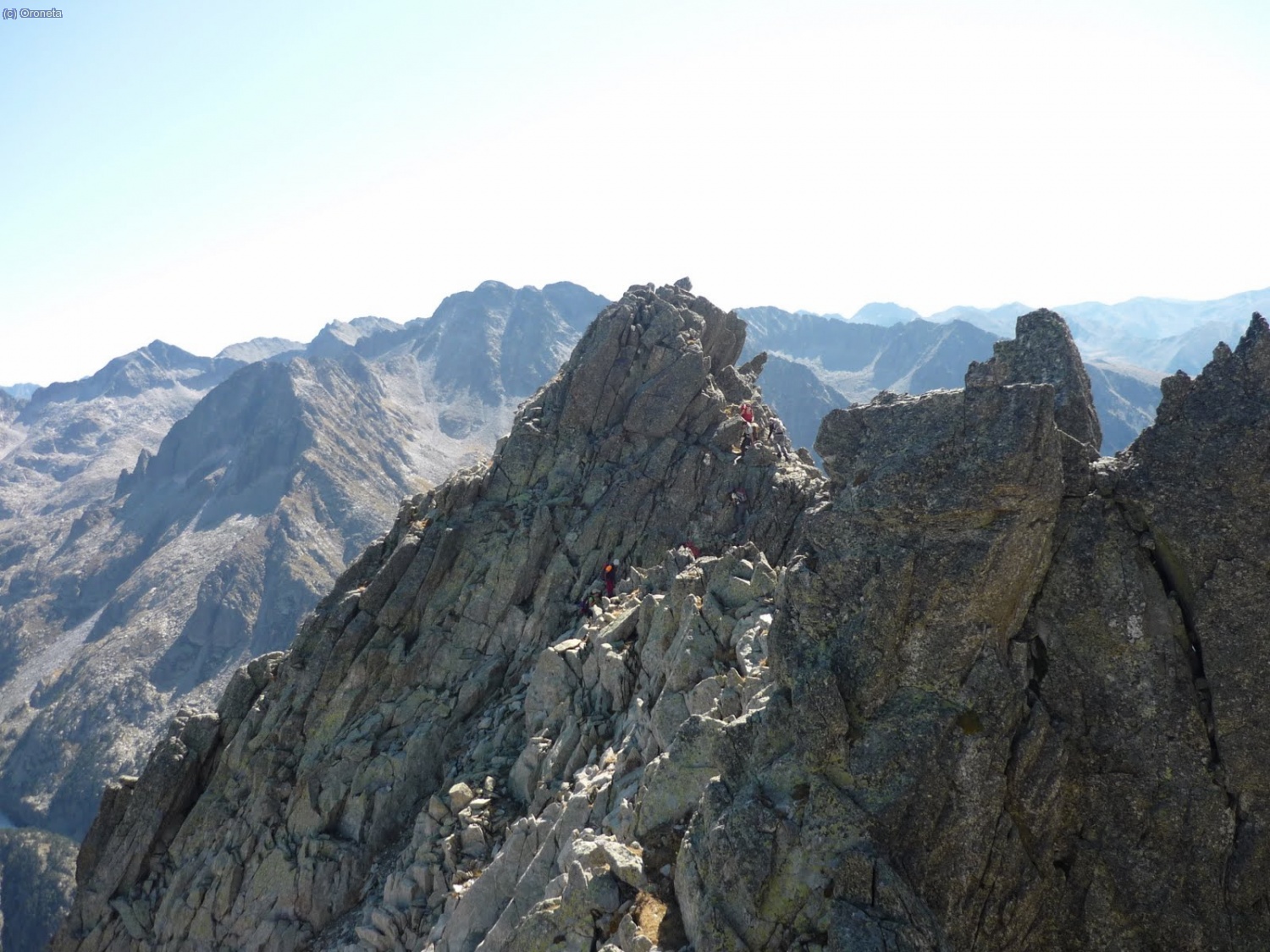 El grup avan&ccedil;ant per la cresta