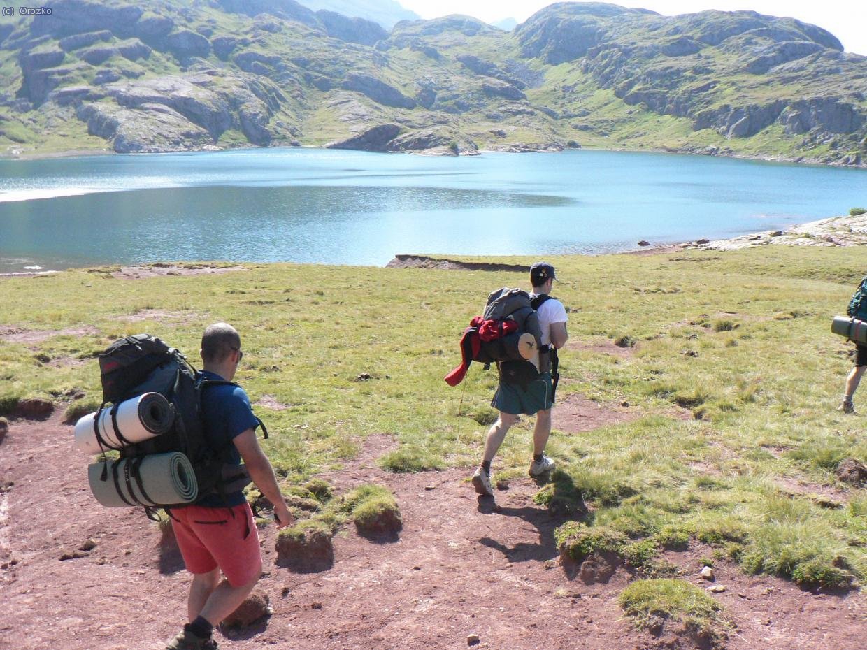 Llegando al ibon de Estanes  donde pasamos la noche.