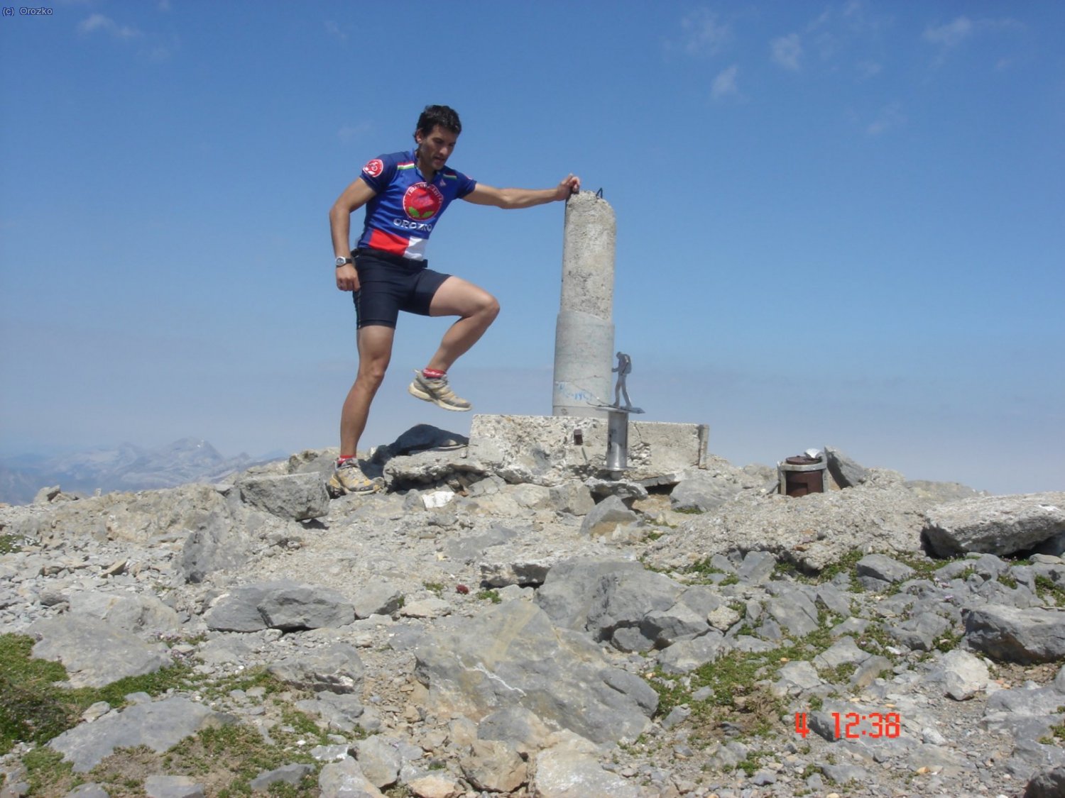 Jose en la cima del Collarada.