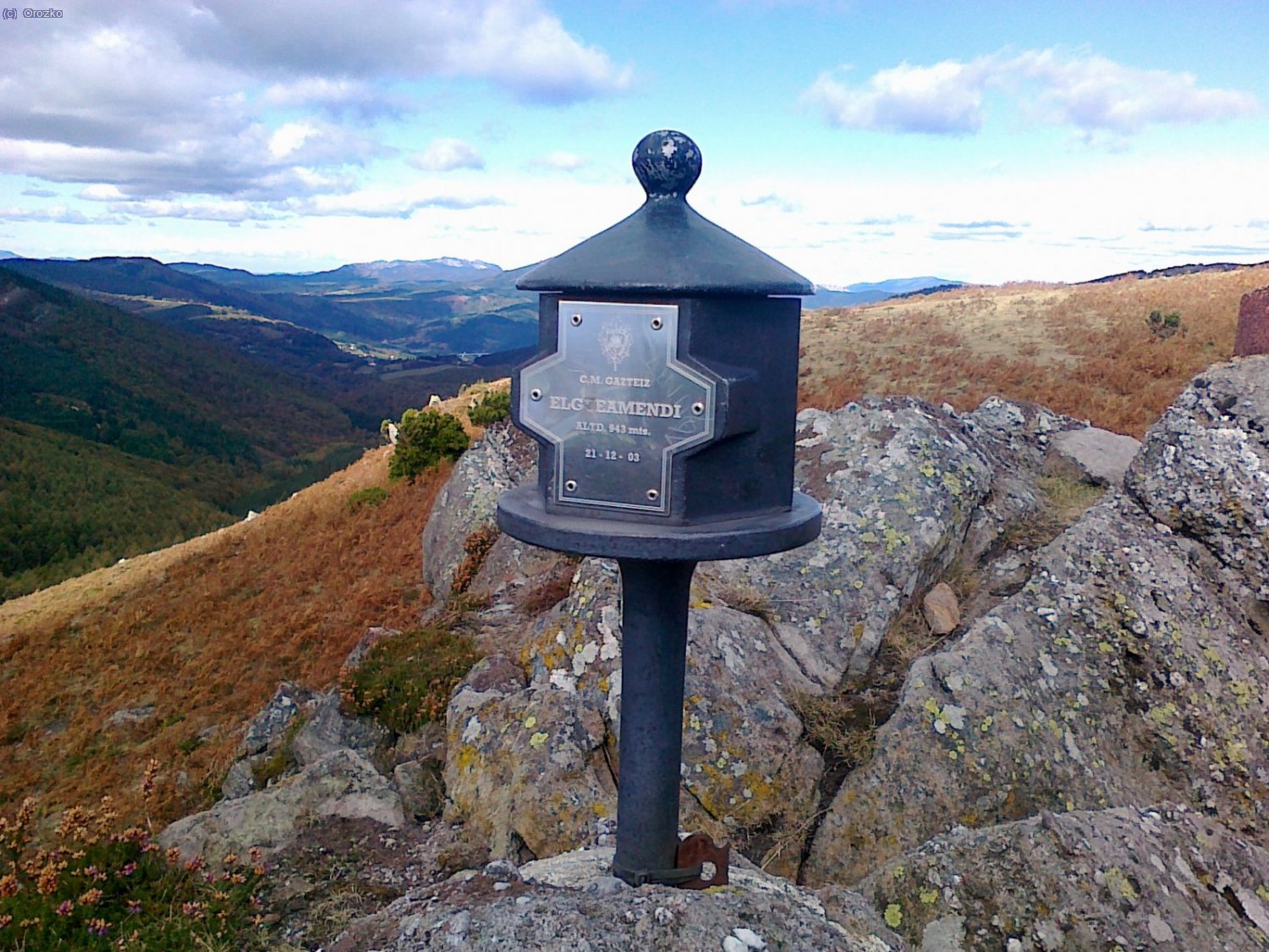 ELGEAMENDI/ALBITURRI. Sierra de Elgea.