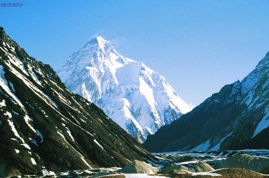 Solo a dos dias de Concordia, se encuentra el campo base del K2, siempre imponente esta maravillosa monta&ntilde;a tan dificil de ascender.