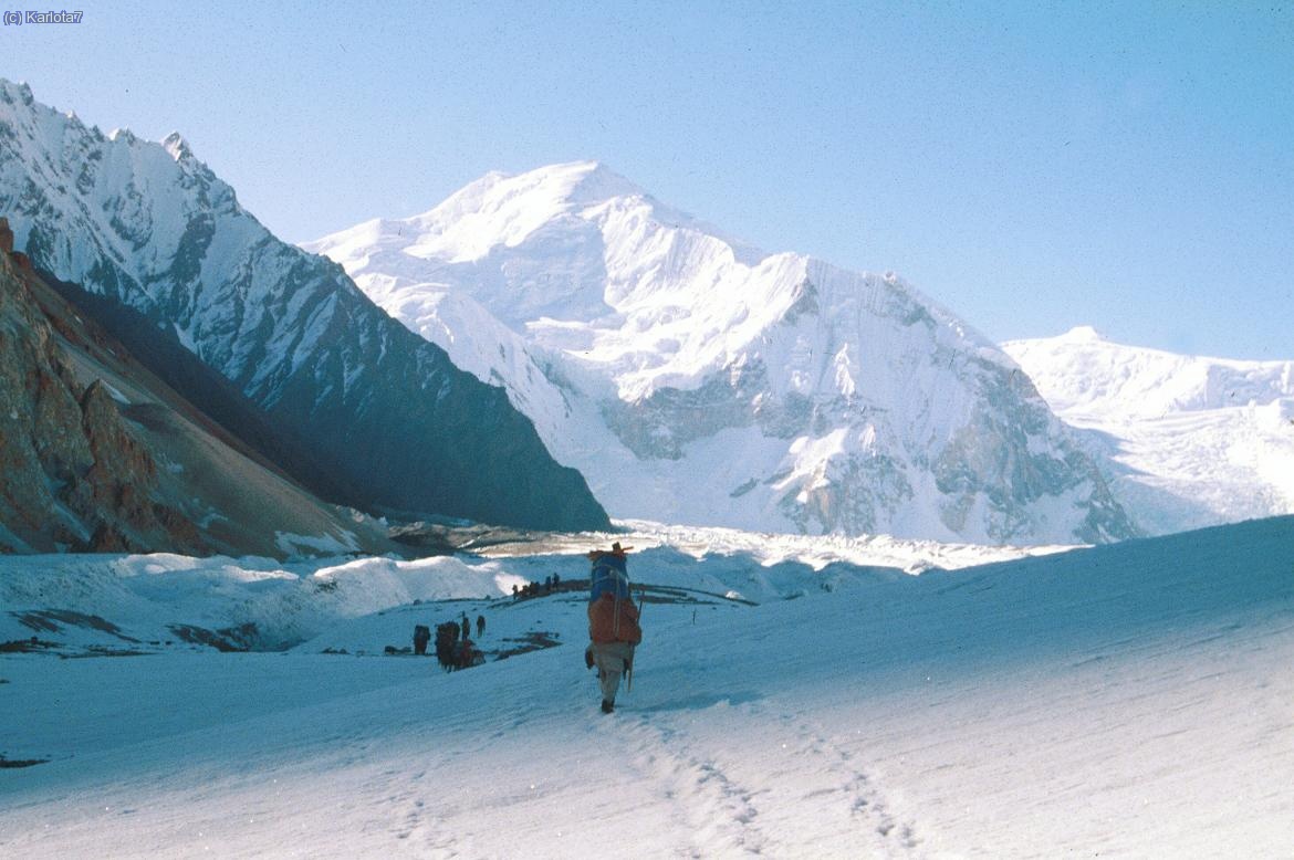 En el medio del Glaciar del Baltoro.